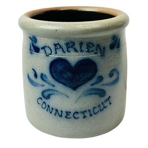 Darien CT Rockdale Union Stoneware Pottery Crock Blue Heart Stamped 1987